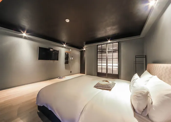The Hound Hotel Busan
